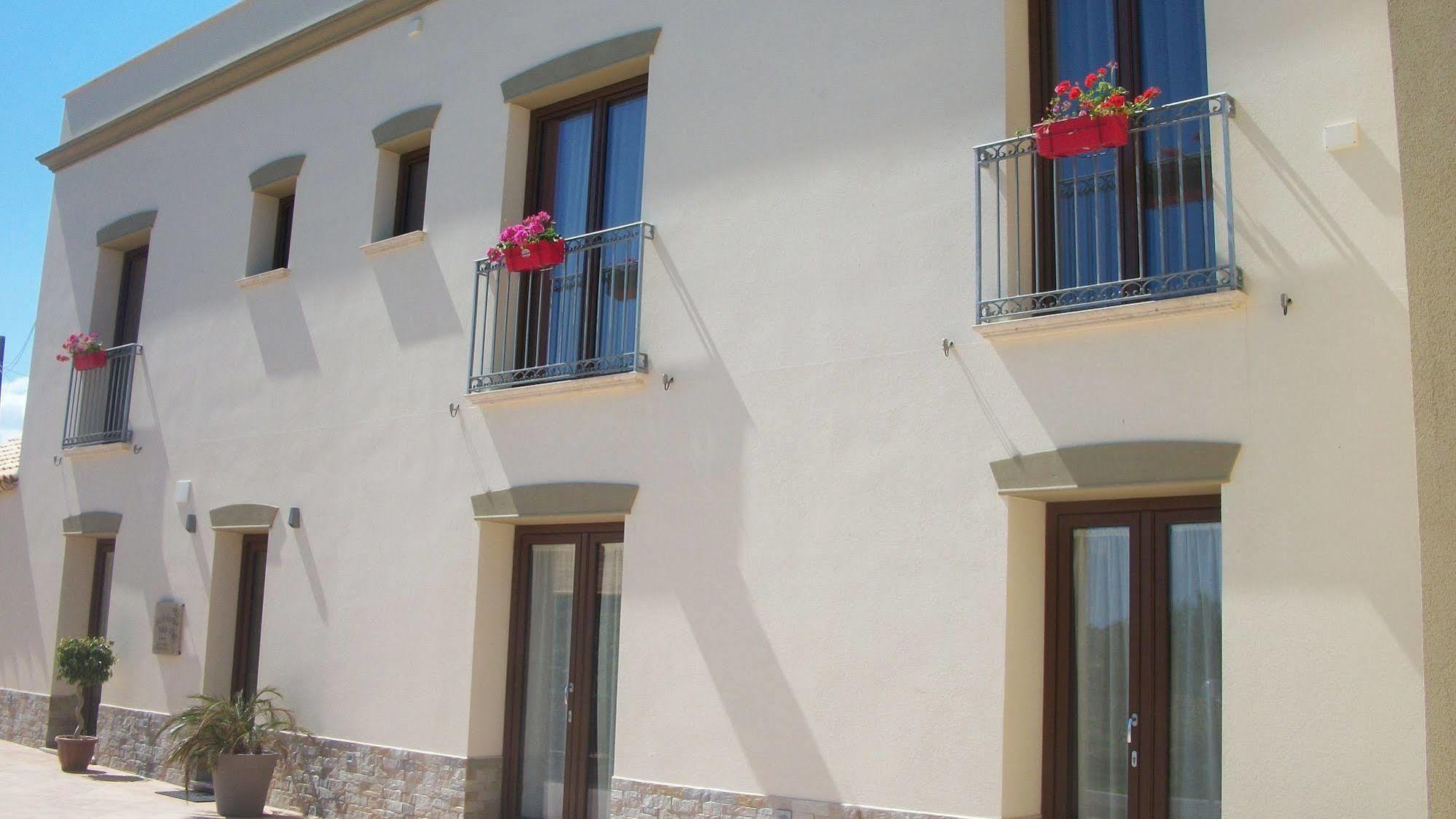 Siciliantica Bed and Breakfast Rilievo Exteriör bild